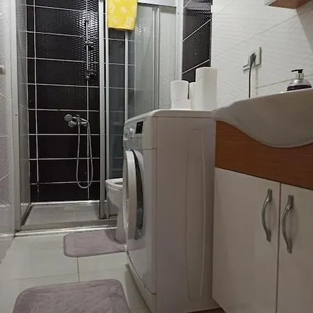 Klimali, 2 Yatak Odasi 1 Salon דירה איסטמבול